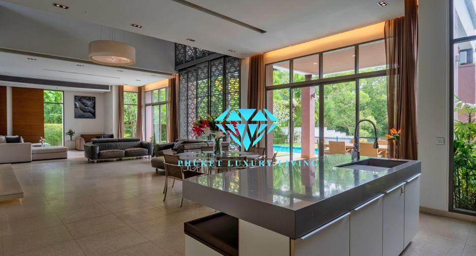 For sale 5 bedrooms villa in Thalang, Phuket