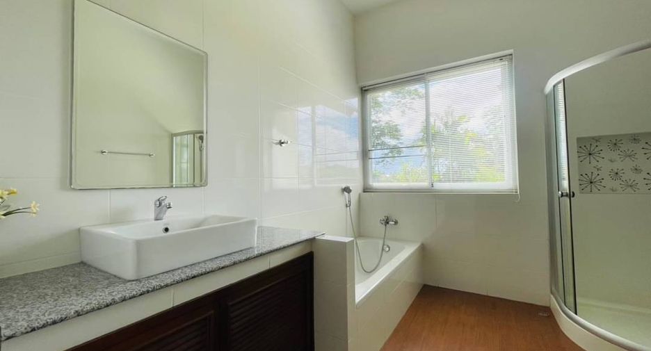 À vendre 3 chambres maison à Doi Saket, Chiang Mai