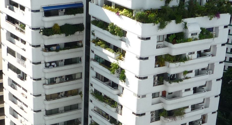 For rent 2 bedrooms condo in Watthana, Bangkok