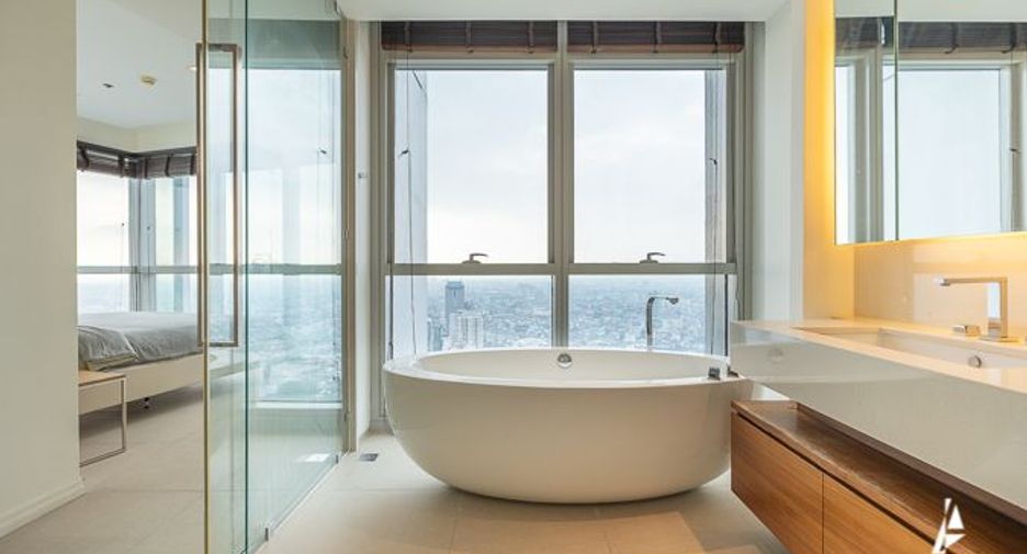 À vendre 3 chambres condo à Sathon, Bangkok