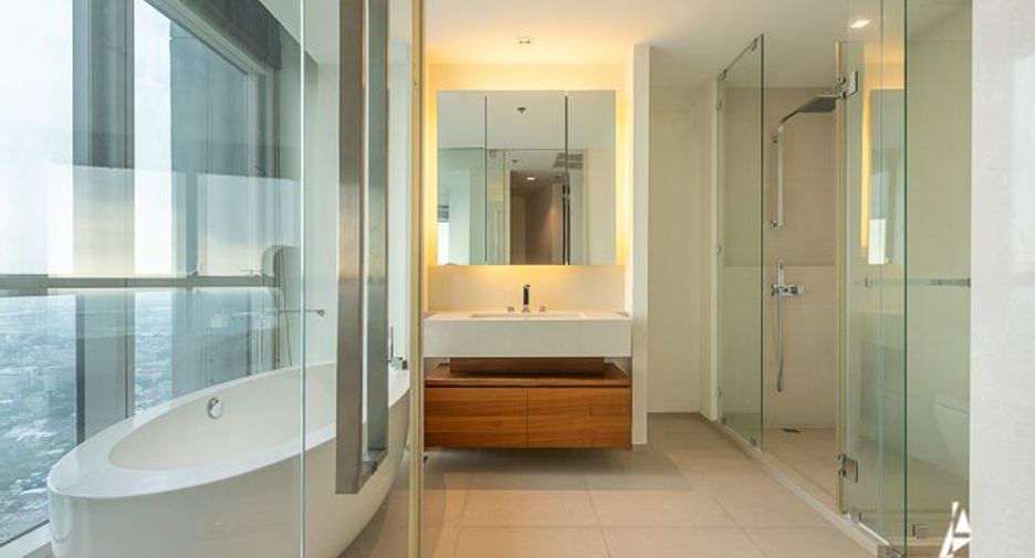 À vendre 3 chambres condo à Sathon, Bangkok