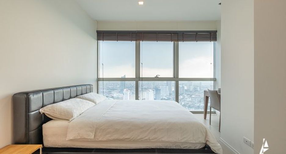 À vendre 3 chambres condo à Sathon, Bangkok