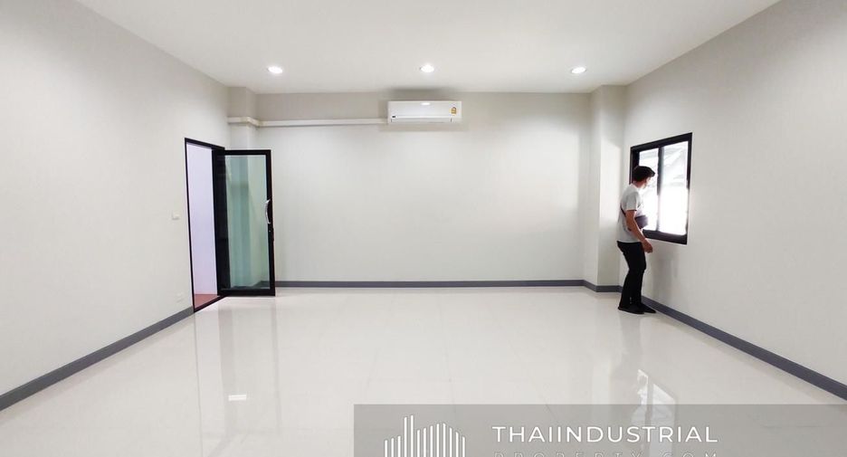 For rent warehouse in Khlong Luang, Pathum Thani