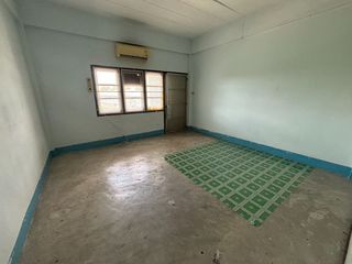 Casa adosada en venta de 2 habitaciones en Mueang Rayong, Rayong