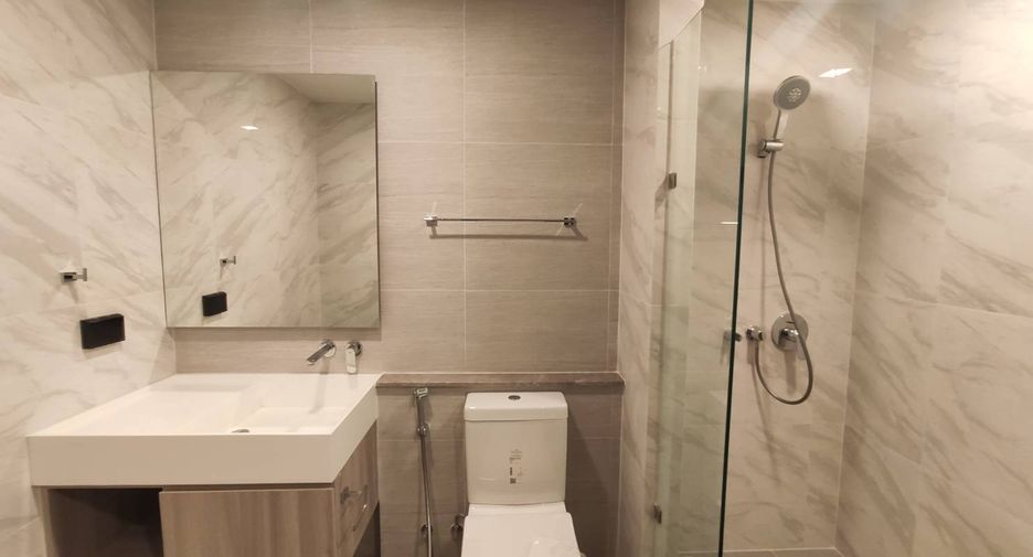 Wohnung zur Miete mit 3 Zimmer in Watthana, Bangkok