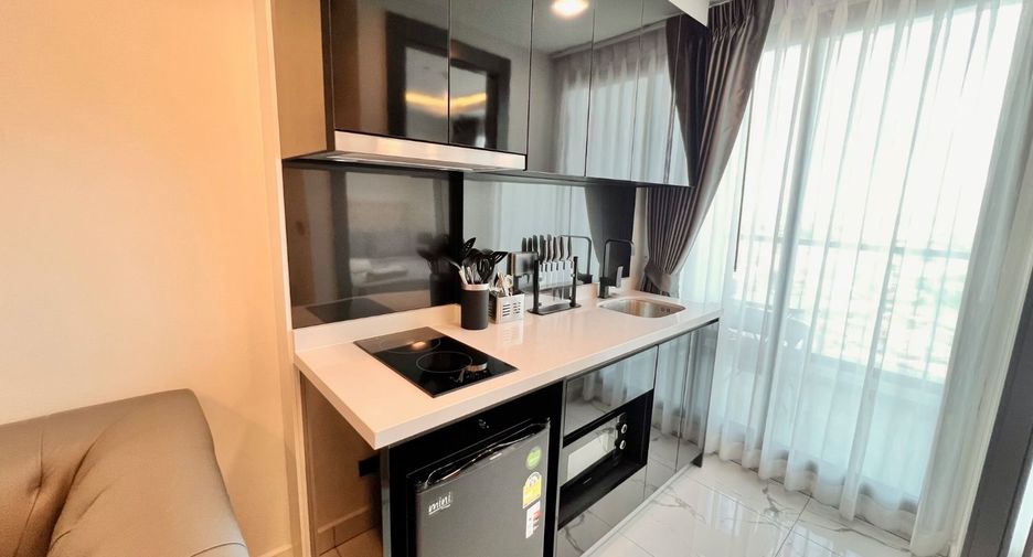 Wohnung zur Miete mit 1 Zimmer in Bang Lamung, Chonburi