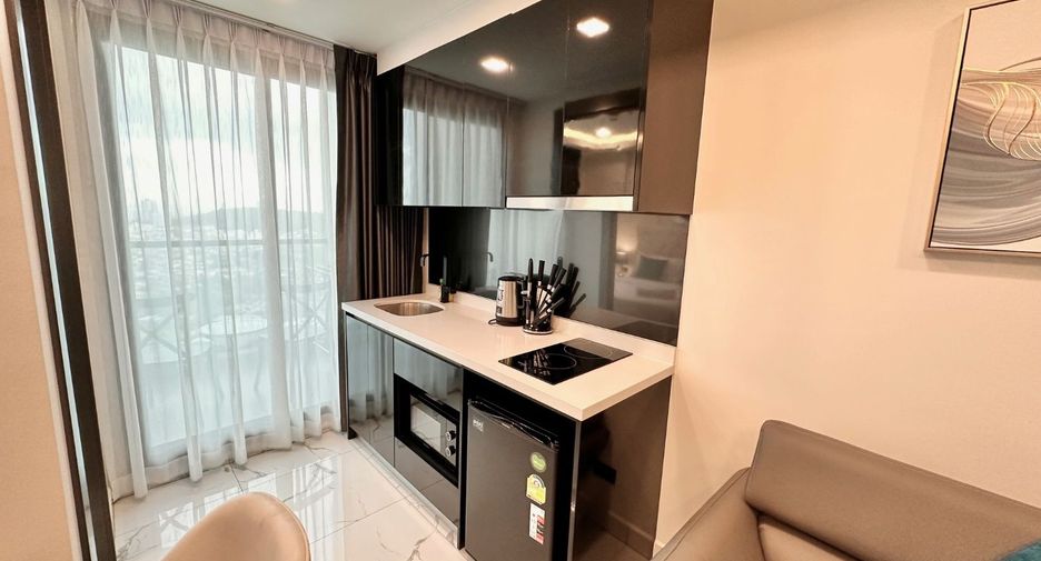 Wohnung zur Miete mit 1 Zimmer in Bang Lamung, Chonburi