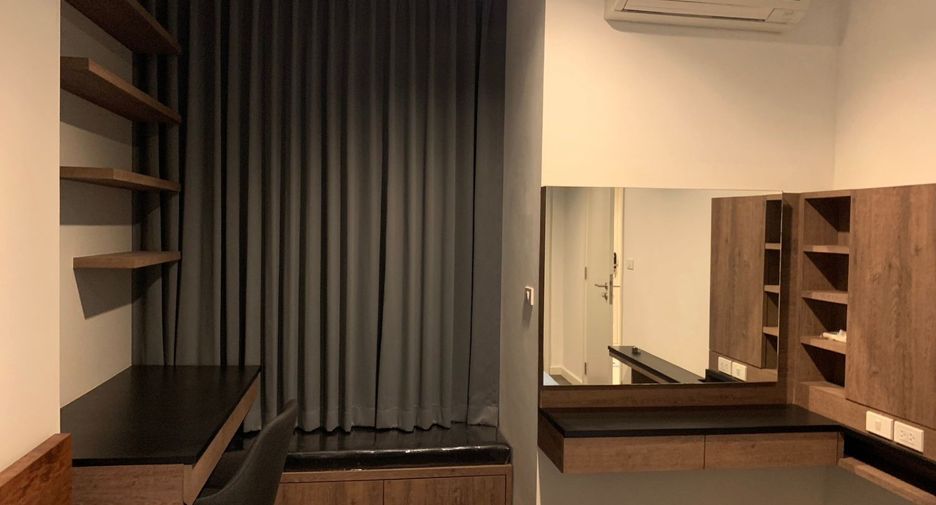 For rent and for sale 1 bed condo in Sathon, Bangkok