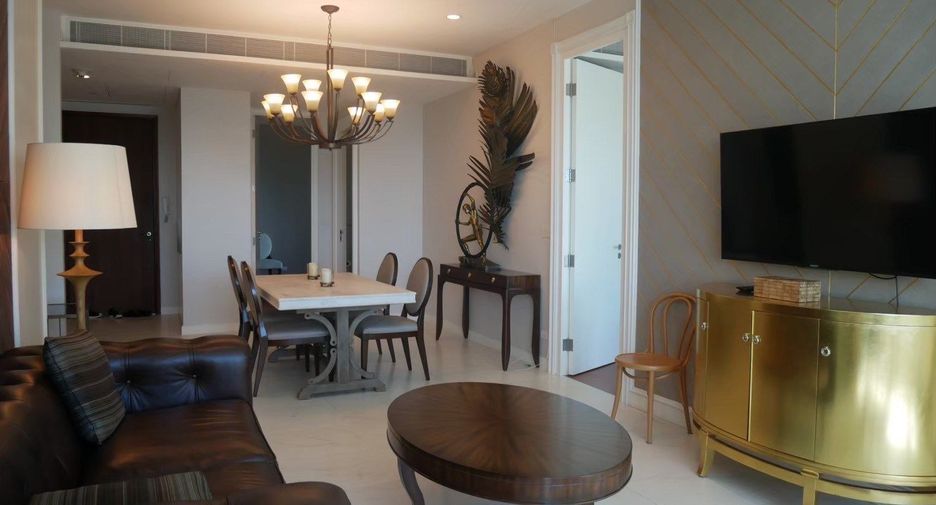 For rent 2 bedrooms condo in Pathum Wan, Bangkok