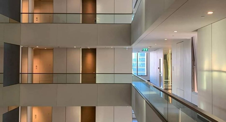 For sale 1 bed condo in Sathon, Bangkok