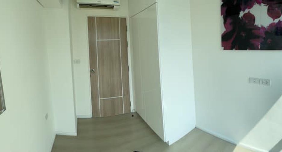 For sale 2 bedrooms condo in Khlong Toei, Bangkok
