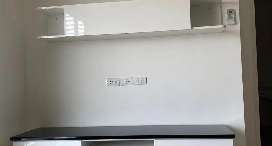 For sale 2 bedrooms condo in Khlong Toei, Bangkok
