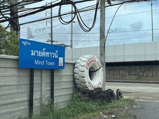 Reihenhaus zum Kauf mit 3 Zimmer in Nong Chok, Bangkok
