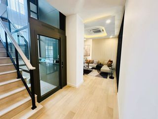 For sale 5 Beds house in Bang Kho Laem, Bangkok