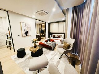For sale 5 Beds house in Bang Kho Laem, Bangkok