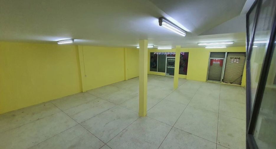 For sale 6 bedrooms retail Space in Bang Khae, Bangkok