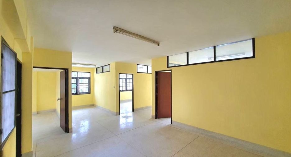 For sale 6 bedrooms retail Space in Bang Khae, Bangkok