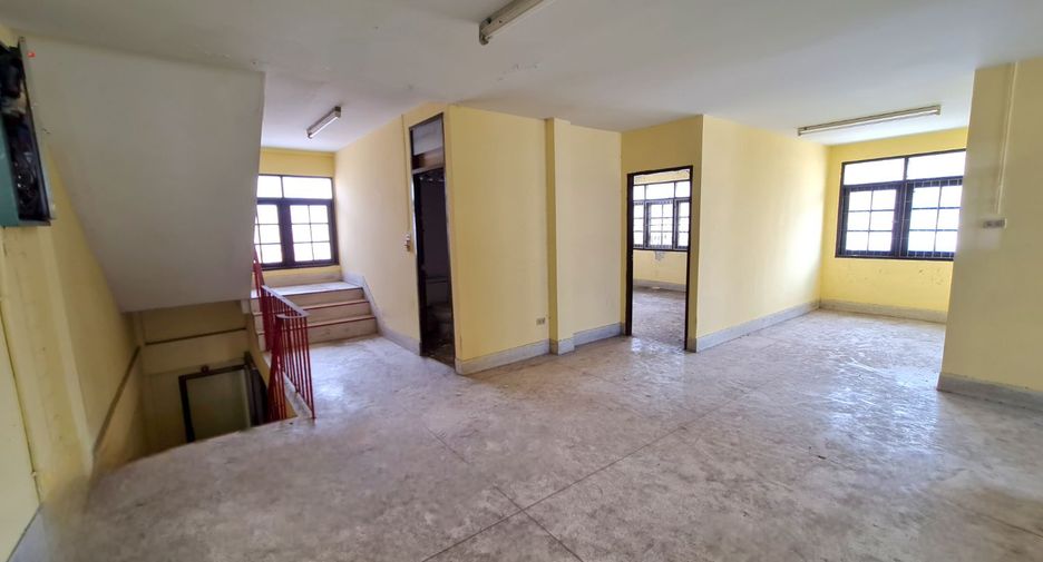 For sale 6 bedrooms retail Space in Bang Khae, Bangkok