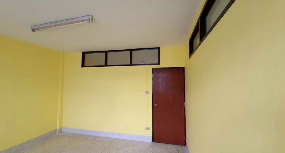 For sale 6 bedrooms retail Space in Bang Khae, Bangkok