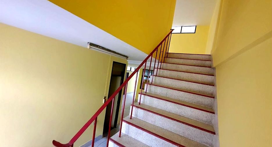 For sale 6 bedrooms retail Space in Bang Khae, Bangkok
