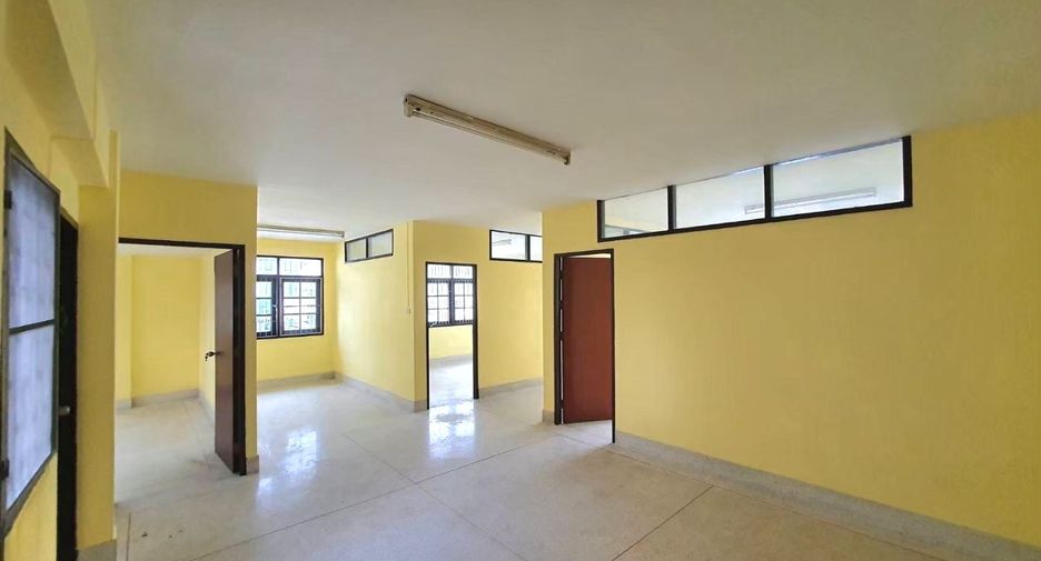 For sale 6 bedrooms retail Space in Bang Khae, Bangkok