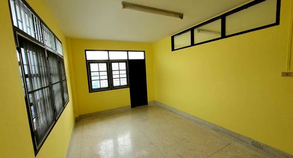 For sale 6 bedrooms retail Space in Bang Khae, Bangkok