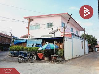 For sale 3 bed townhouse in Phayuha Khiri, Nakhon Sawan