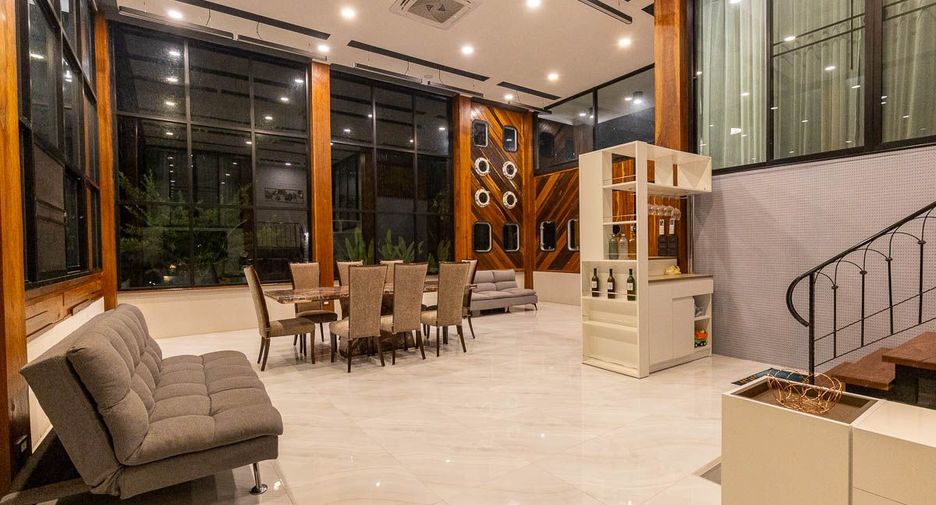 For sale 3 bedrooms house in Sawang Wirawong, Ubon Ratchathani