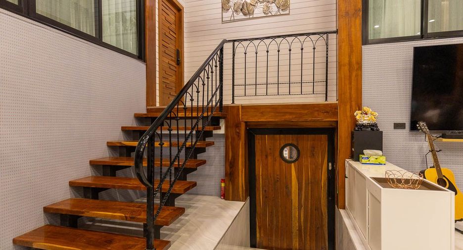 For sale 3 bedrooms house in Sawang Wirawong, Ubon Ratchathani
