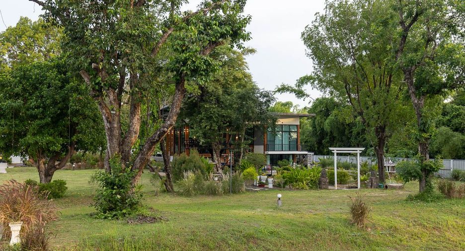 For sale 3 bedrooms house in Sawang Wirawong, Ubon Ratchathani