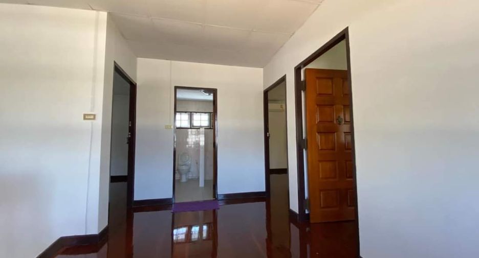For rent 4 ベッドルーム house in Bang Na, Bangkok