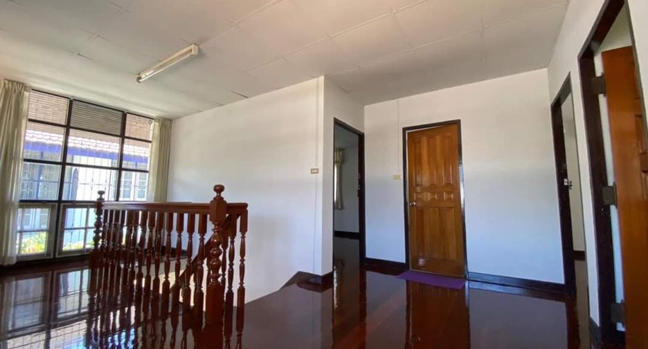 For rent 4 ベッドルーム house in Bang Na, Bangkok
