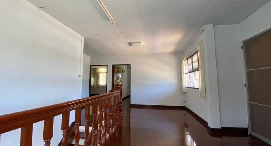 For rent 4 ベッドルーム house in Bang Na, Bangkok