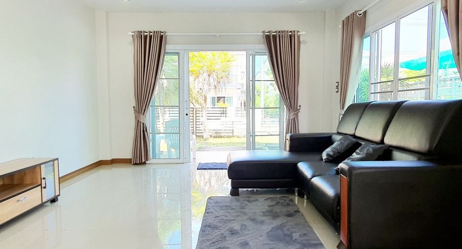 For rent 4 bed house in Mueang Nakhon Ratchasima, Nakhon Ratchasima