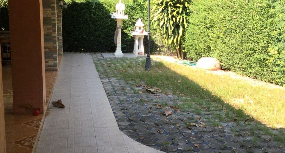 For rent 3 bedrooms house in Hang Dong, Chiang Mai