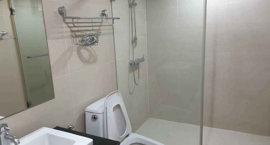 For rent and for sale 2 bedrooms condo in Huai Khwang, Bangkok