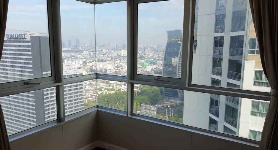 For rent and for sale 2 bedrooms condo in Huai Khwang, Bangkok