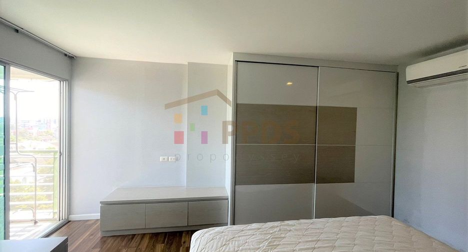 For rent and for sale 2 bed condo in Phra Khanong, Bangkok