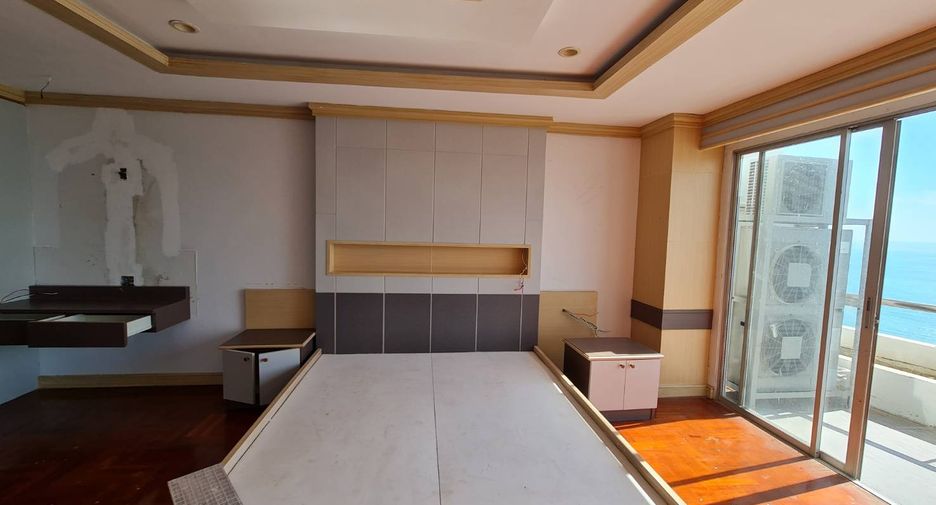 For sale 4 bedrooms condo in Klaeng, Rayong