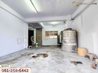 Gewerbefläche zum Kauf mit 7 Zimmer in Bang Bua Thong, Nonthaburi