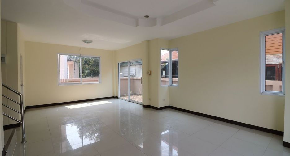 For sale 3 Beds house in Mueang Nong Khai, Nong Khai