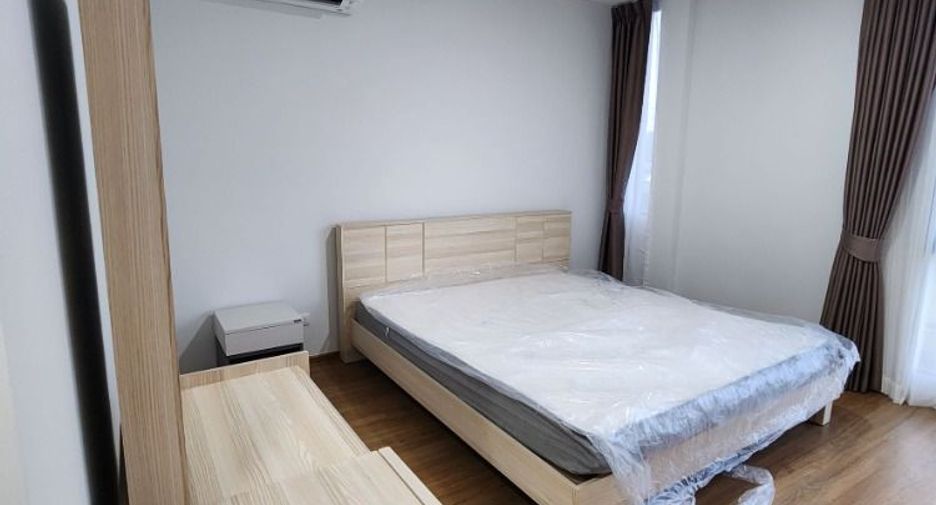 For rent 3 bedrooms townhouse in Bang Phli, Samut Prakan