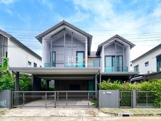 For sale 4 Beds house in Bangkok Noi, Bangkok