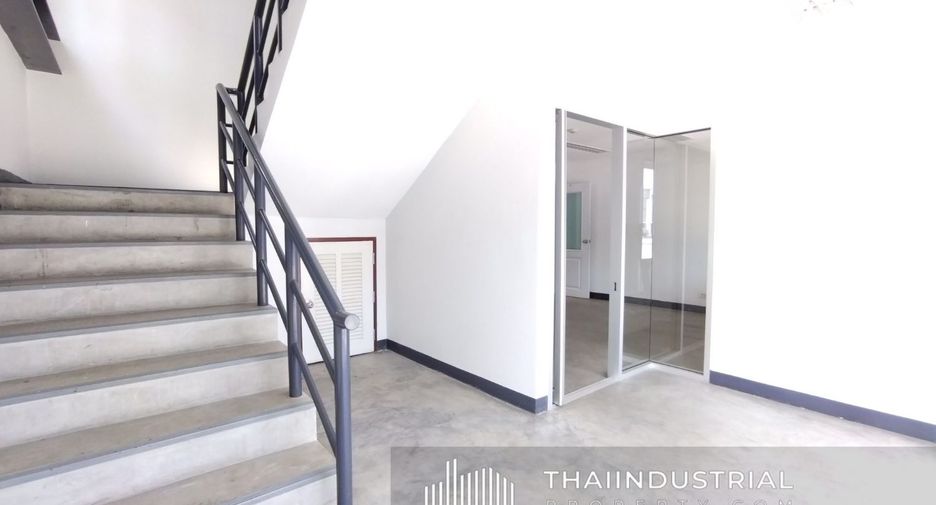 For rent warehouse in Si Racha, Chonburi