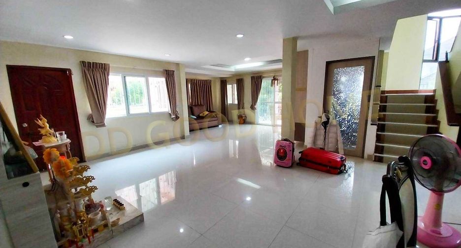 For sale 3 bedrooms house in Phasi Charoen, Bangkok