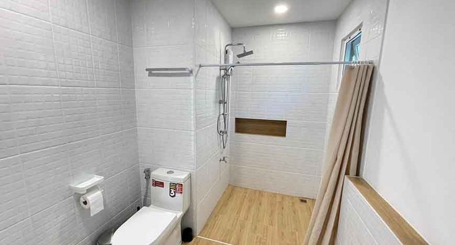 For rent 4 bedrooms house in Hang Dong, Chiang Mai
