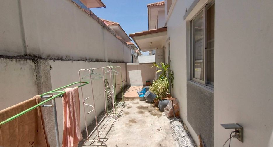 Casa en venta de 3 habitaciones en Mueang Chon Buri, Chonburi