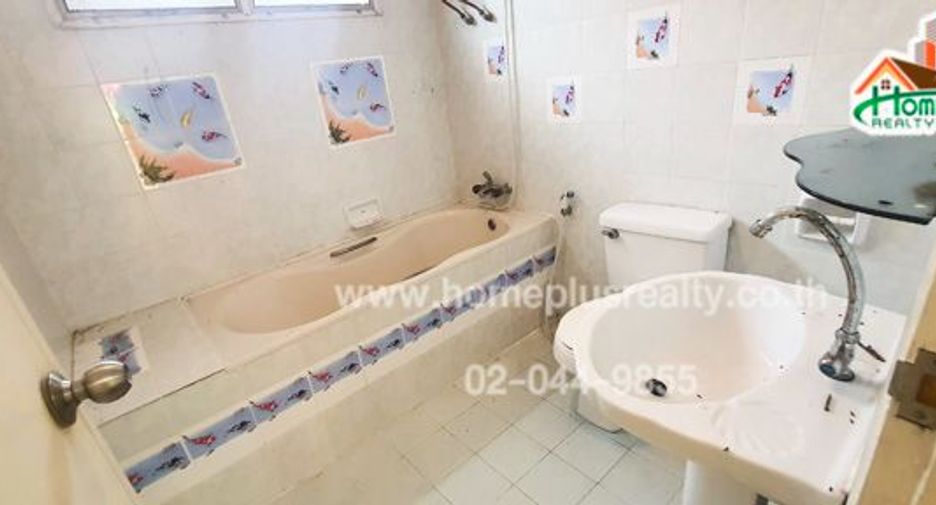 Продажа 4 спальни дом в Кхлонг Сам Ща, Бангкок