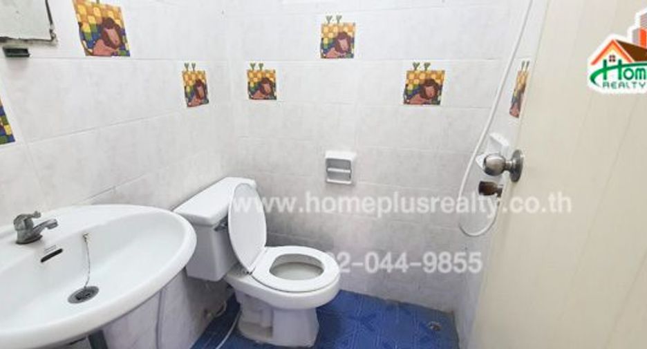 Продажа 4 спальни дом в Кхлонг Сам Ща, Бангкок