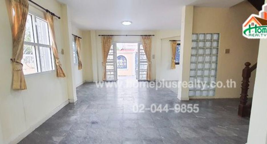 Продажа 4 спальни дом в Кхлонг Сам Ща, Бангкок